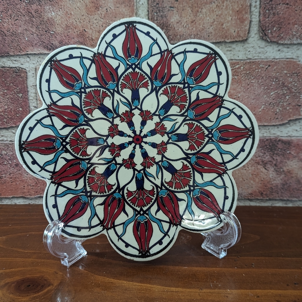 Floral ceramic trivet
